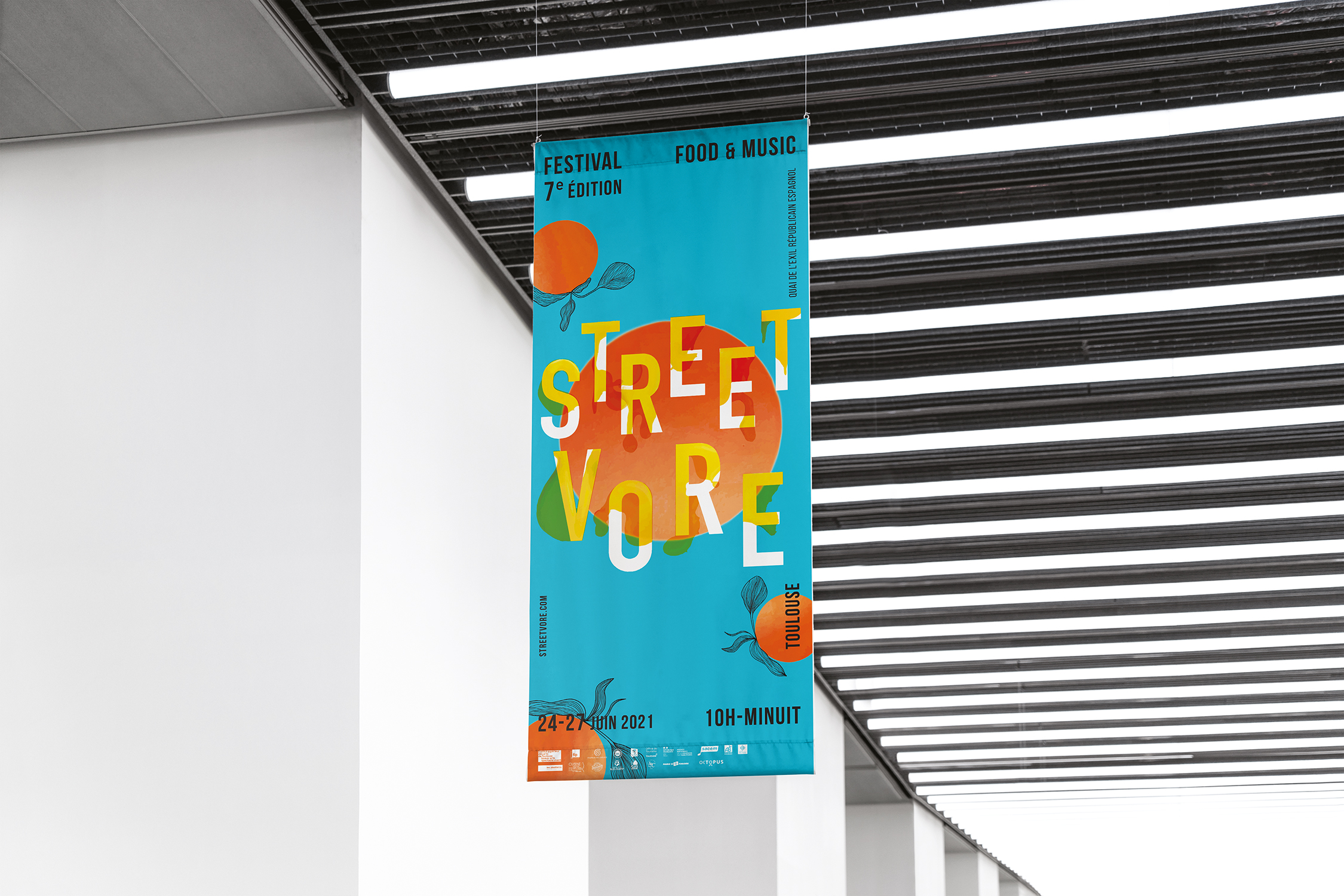 affiche communication streetvore festival de streetfood nourriture de rue gastronomie festif été toulouse manger chefs étoilés foodtrucks illutsrations photoshop illustrator indesign projet 2021 anaïs collignon dnmade graphisme design graphique